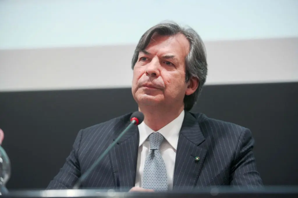 Intesa Sanpaolo, nel primo semestre un utile netto di 5,2 miliardi. Messina “Il miglior semestre di sempre”