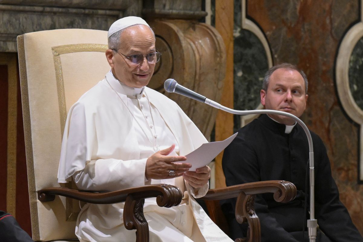 Papa “E’ sempre più necessario promuovere la nonviolenza”