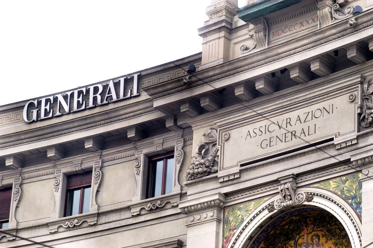 Generali, Fitch migliora il rating IFS ad AA- con outlook stabile