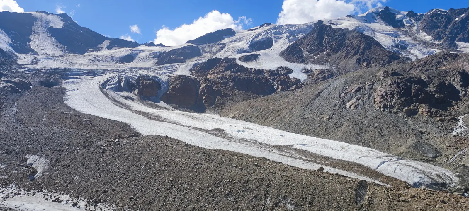 L’Università Statale di Milano pubblica una mappa sulla contaminazione dei ghiacciai italiani