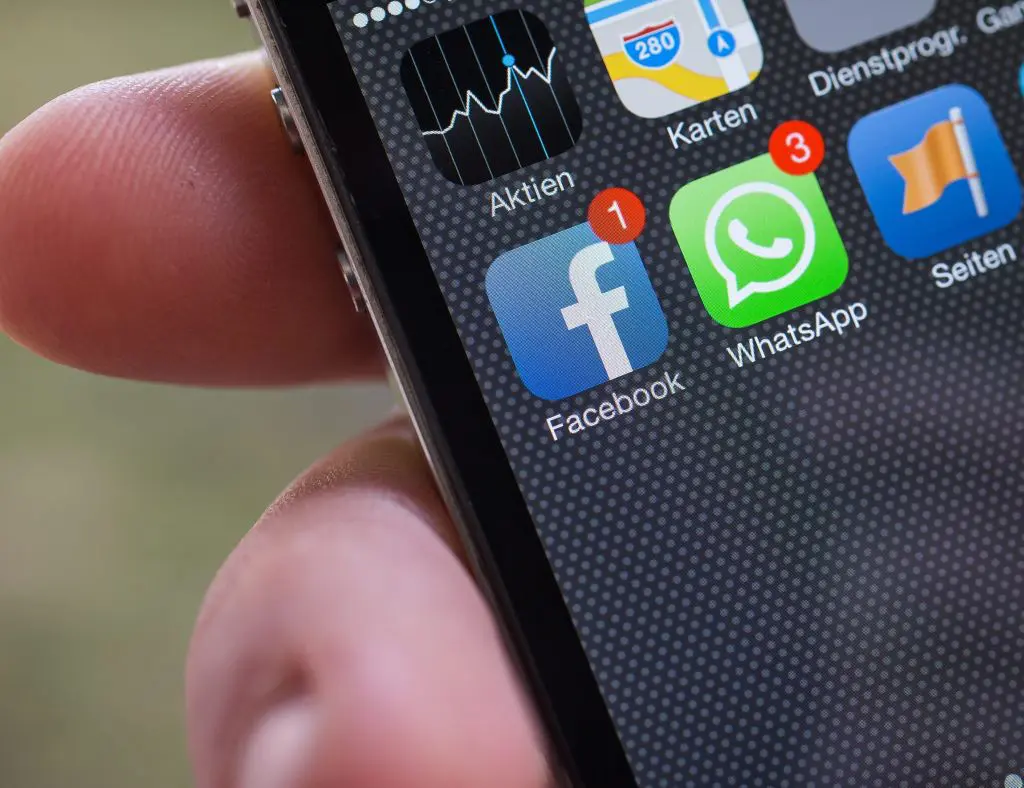 Per bonifici e pagamenti il 78% degli under 30 utilizza lo smartphone