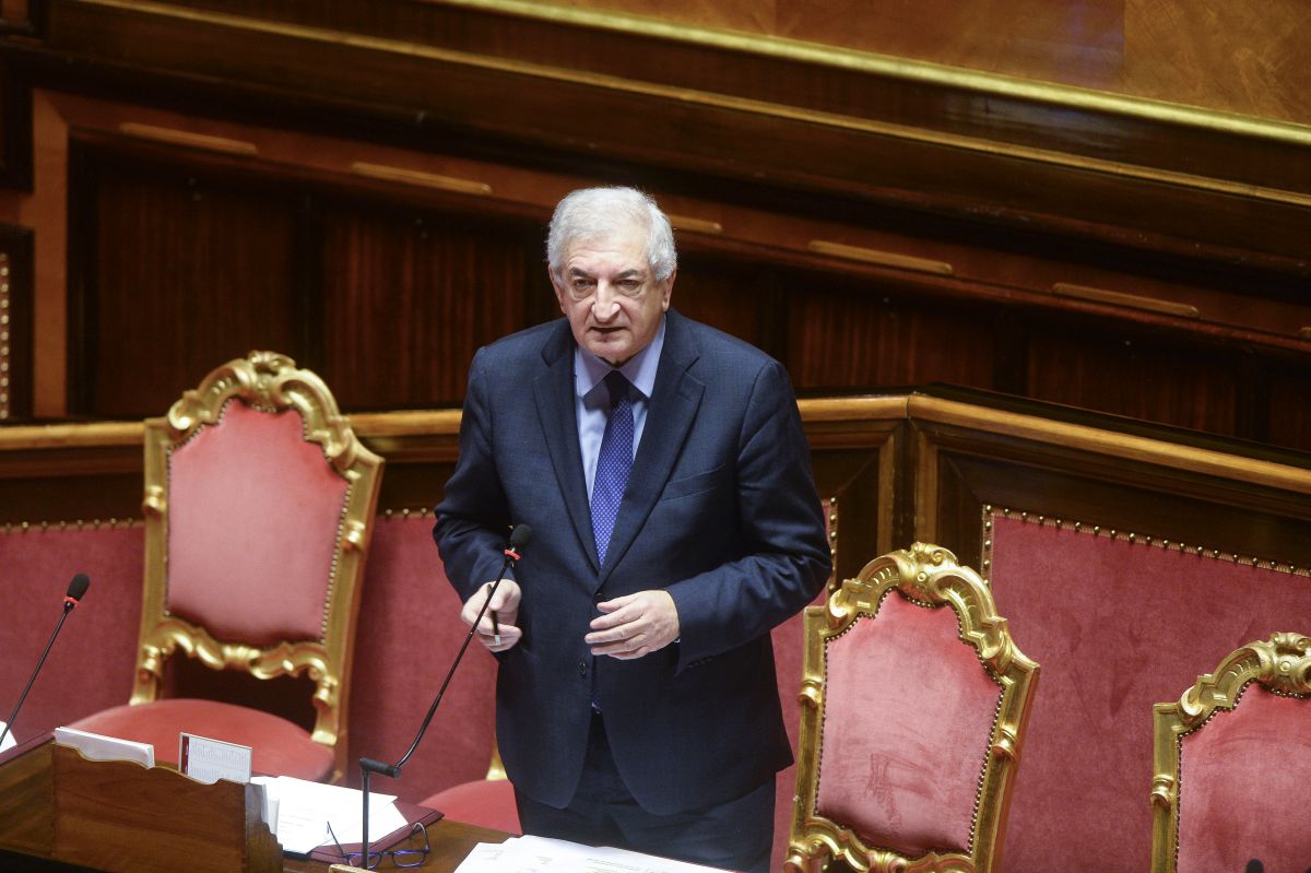 Pnrr, Foti “96% di progetti attivi, spesi 148 miliardi. Con la settima rata raggiunto il 54% degli obiettivi”