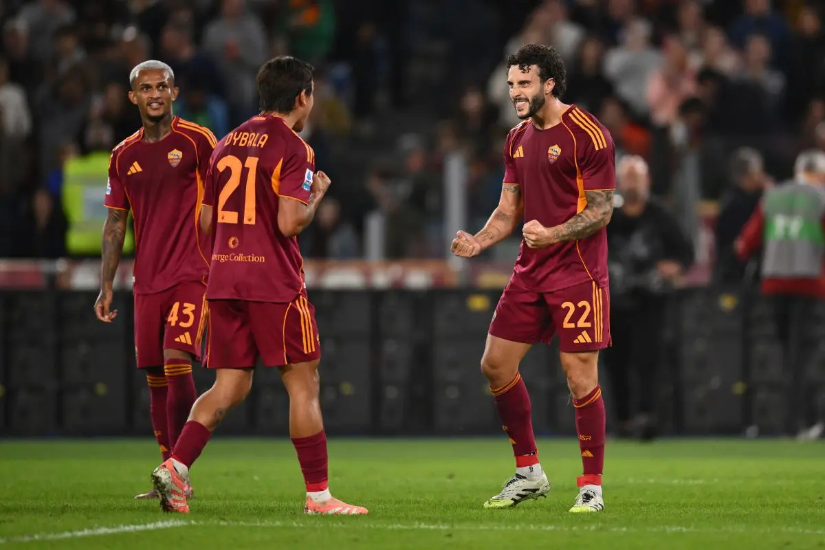 La Roma piega il Parma e festeggia: 2-1 e vetta della Serie A