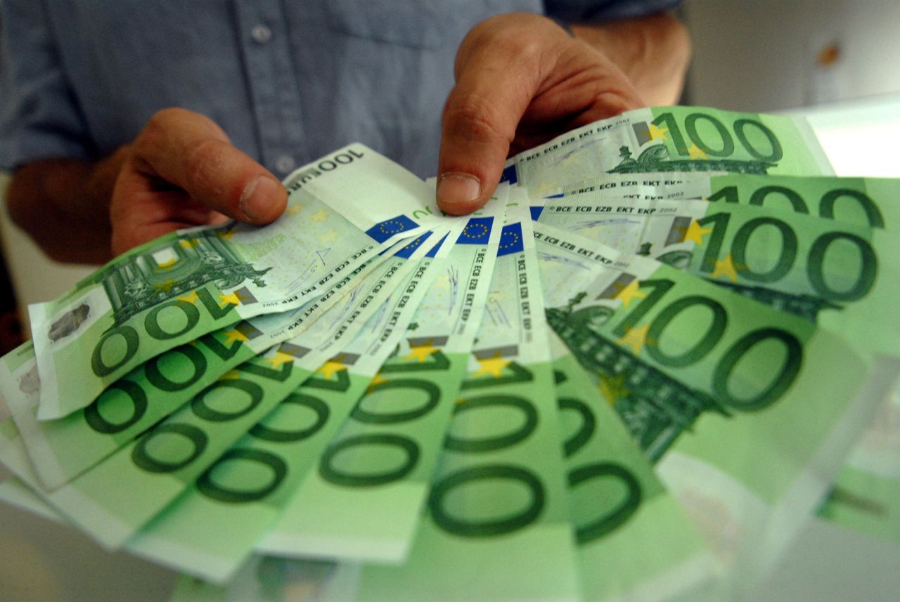 Il sistema integrato delle comunicazioni in Italia vale 20,4 miliardi e lo 0,95 del Pil