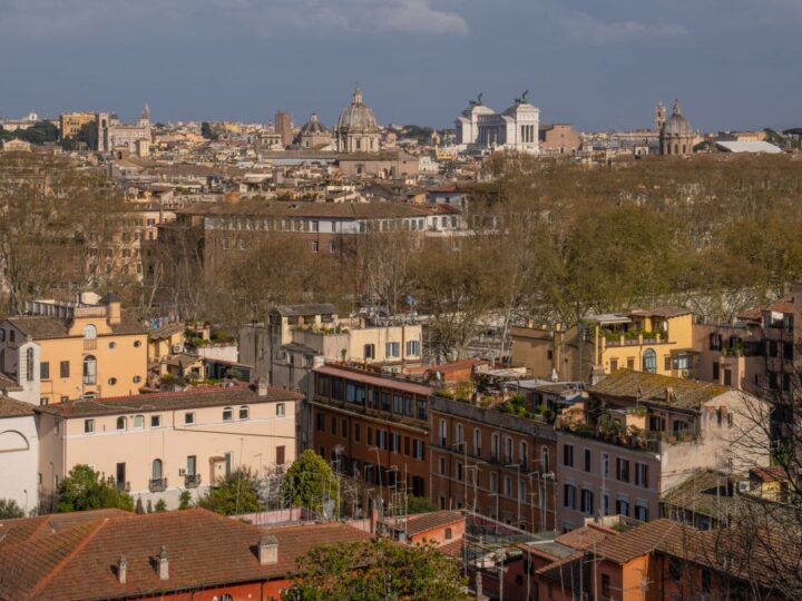 Domanda di case in calo nel 2025 dopo i picchi del 2024