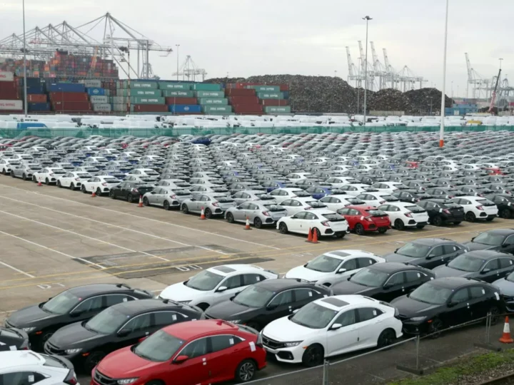 A dicembre le immatricolazioni delle automobili in aumento del 2,22% su base annua