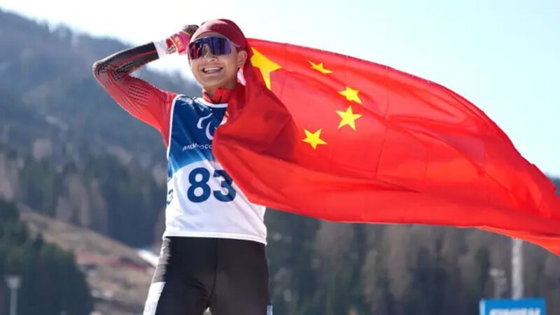 Il cinese Cai Jiayun domina nel Para Biathlon a Milano-Cortina