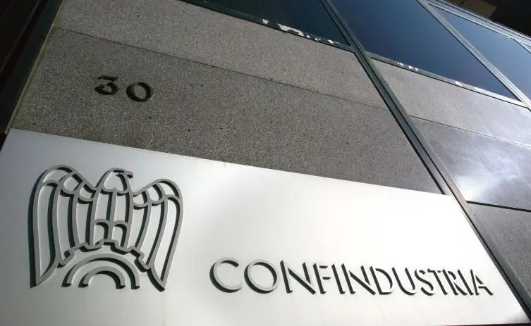 Confindustria “Con una guerra lunga rischiamo la più grave crisi energetica della storia”