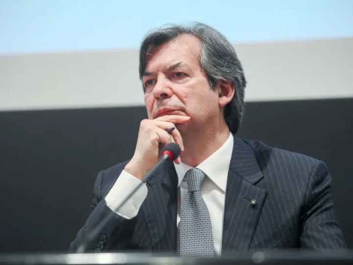 Intesa Sanpaolo, dall’assemblea degli azionisti via libera a bilancio 2025 e dividendo. Messina “Tra le banche più solide, redditizie e resilienti d’Europa”