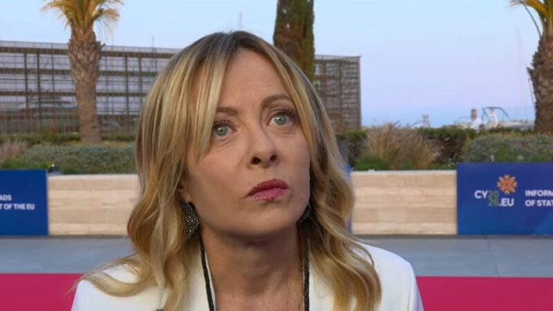 Meloni “Scostamento di bilancio? Vediamo, non stiamo escludendo niente”