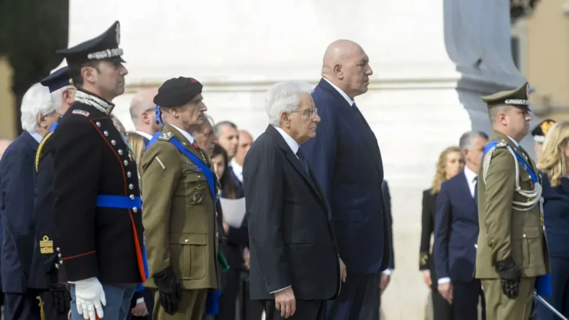 25 Aprile, Mattarella depone corona di alloro all’altare della Patria
