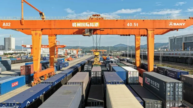 Cina, a maggio il Vertice globale sul commercio e gli investimenti