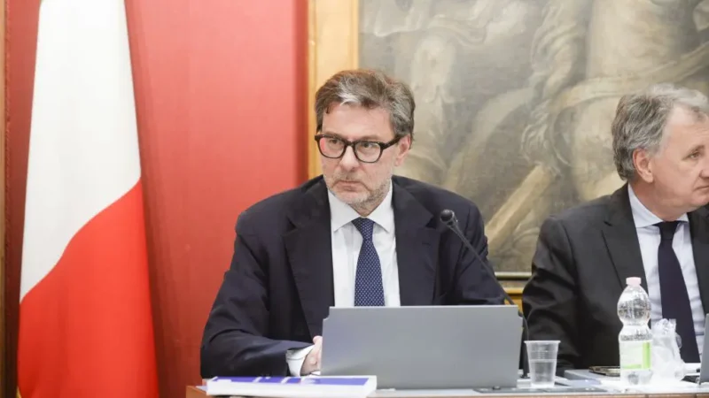 Patto di stabilità, Giorgetti “Difficile sostenere clausola che esclude spese difesa”