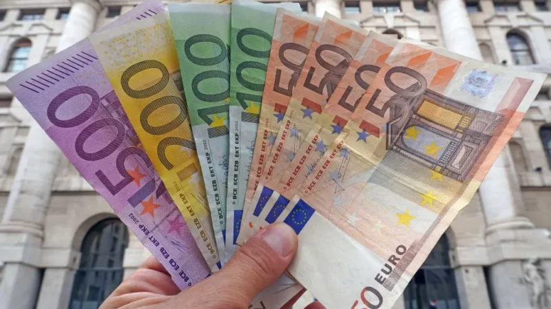 Nel 2025 deficit al 3,1%, il debito pubblico sale al 137,1% del Pil