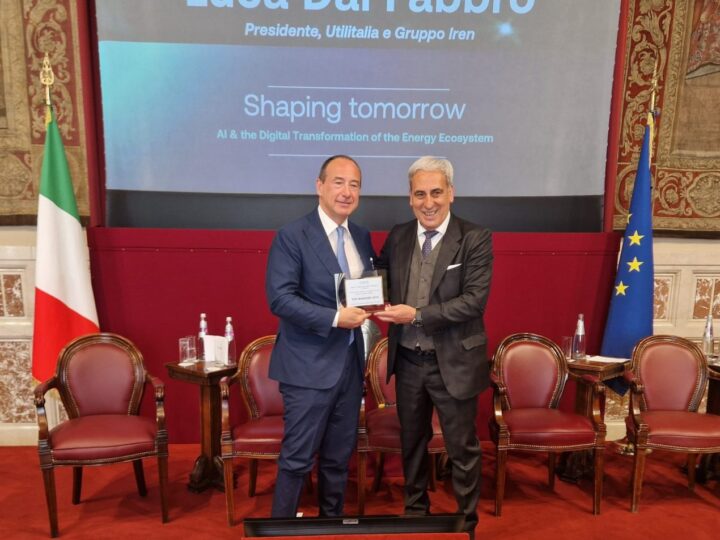 Iren, Luca Dal Fabbro premiato “Top Manager 2025” durante la cerimonia di apertura del Master SAFE