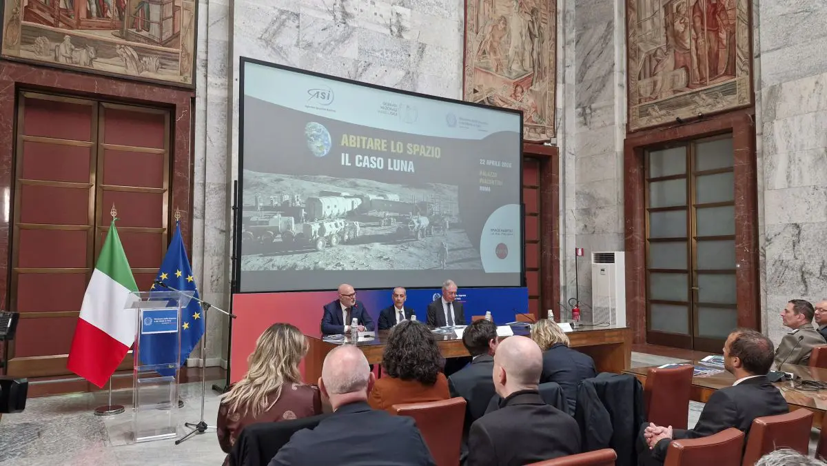 Asi-Mimit, al via il percorso per abitare lo spazio. Urso: “L’Italia è pronta alla sfida”
