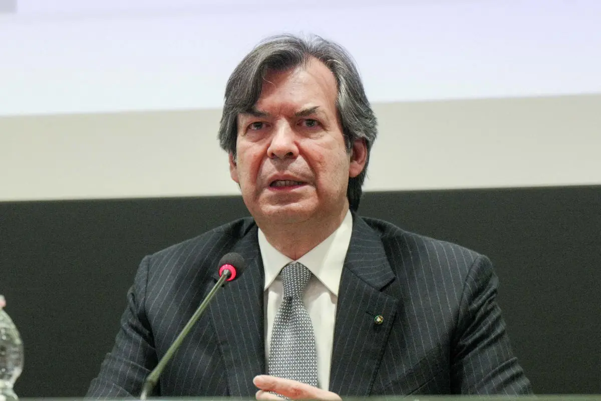 Intesa Sanpaolo, utile netto sfiora i 2,8 miliardi nei primi tre mesi del 2026. Messina “Miglior primo trimestre di sempre, strategie lungimiranti”