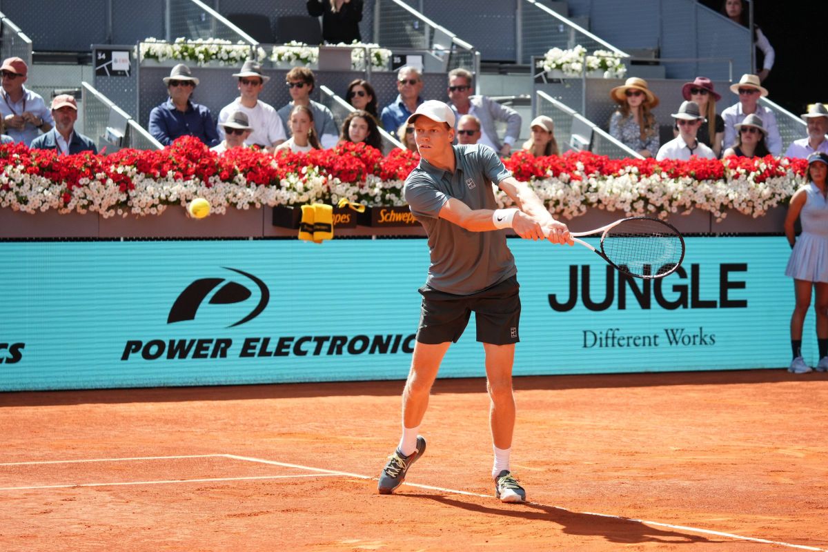 Sinner non si ferma: è finale a Madrid, sfiderà Zverev