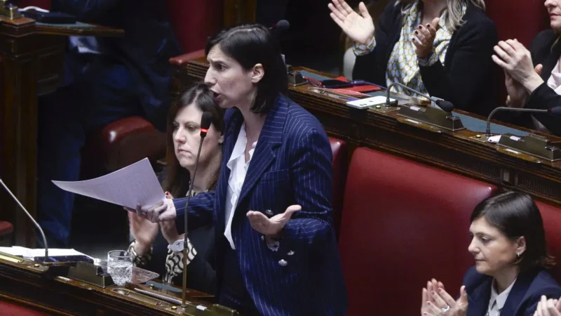 Dazi, Schlein “Governo reintegri Fondo Auto e chieda forte risposta Ue a Trump”