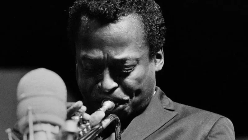 Su tivusat la leggenda di Miles Davis a cento anni dalla nascita