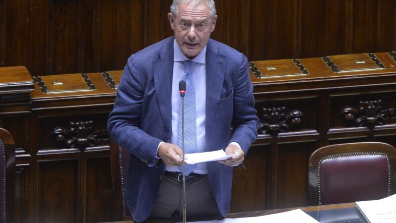 Urso “Con l’intelligenza artificiale occorre un approccio sicuro affinché porti benefici reali”