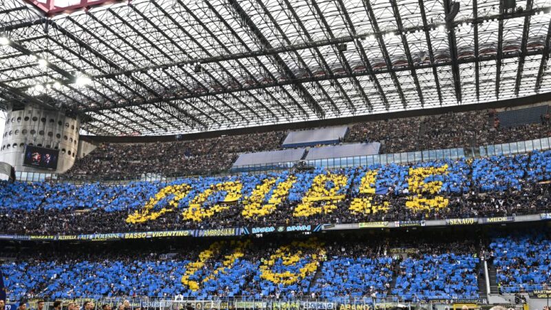 L’Inter festeggia il double, a San Siro 1-1 col Verona