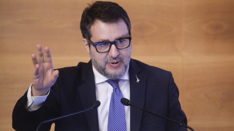 Salvini “Verso proroga taglio accise e credito imposta”