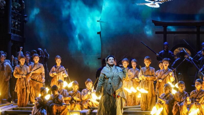 Cina, Jackie Chan reinventa la Turandot con kung fu ed estetica cinese