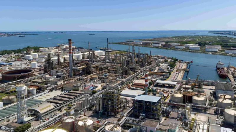 Eni e MSC, esito positivo per il test sul biocarburante HVO nel trasporto marittimo