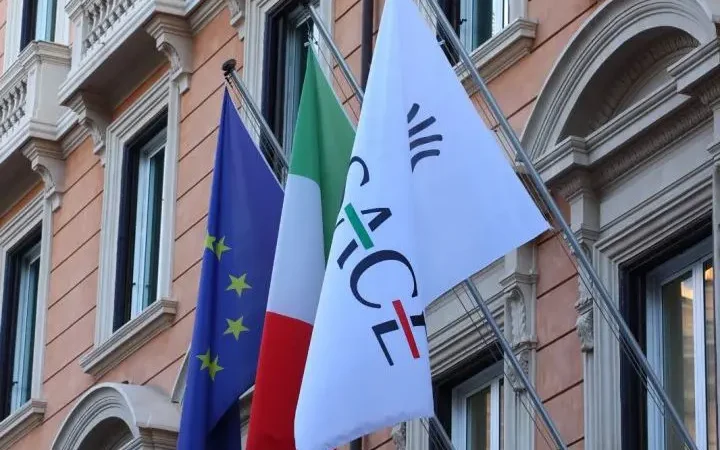 Confimprese-SACE, asse sull’export: più strumenti e meno rischio per le imprese