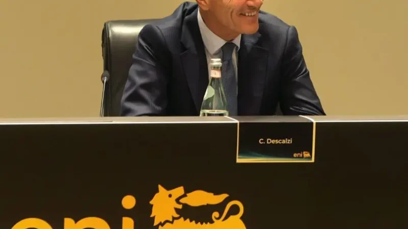 Il CdA di Eni conferma Descalzi amministratore delegato e nomina i comitati consiliari