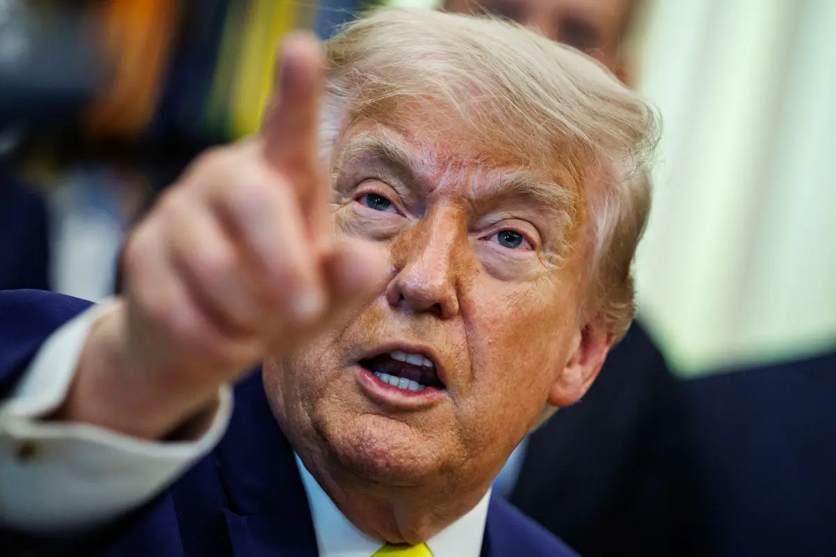 Iran, Trump “Approvati i punti finali dell’accordo, attacchi annullati”