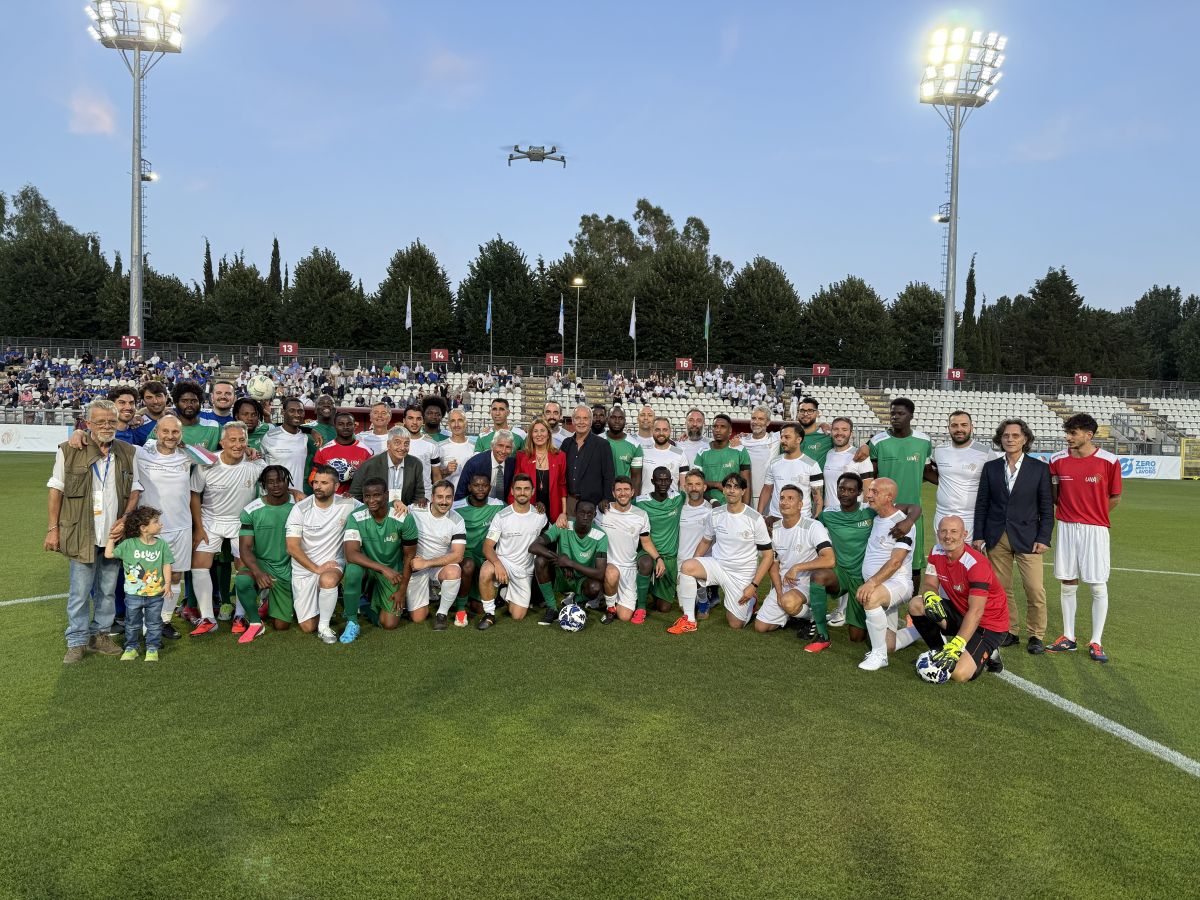 Uila, a Roma la squadra dei braccianti in campo contro lo sfruttamento