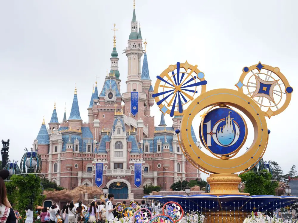 Cina, nuove attrazioni per il decimo anniversario di Shanghai Disneyland