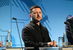 Ucraina, Zelensky “La Russia si prepara a lanciare un attacco massiccio”