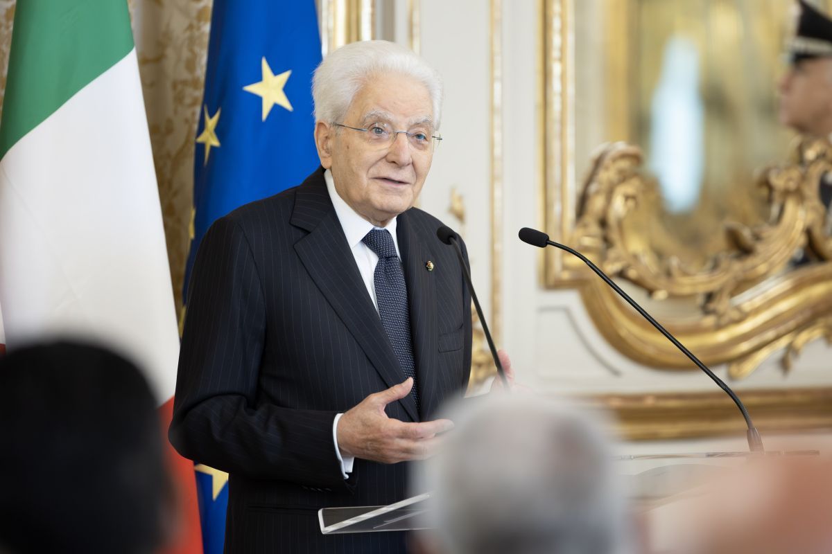 Mattarella, “Guardia di Finanza presidio di legalità e correttezza”