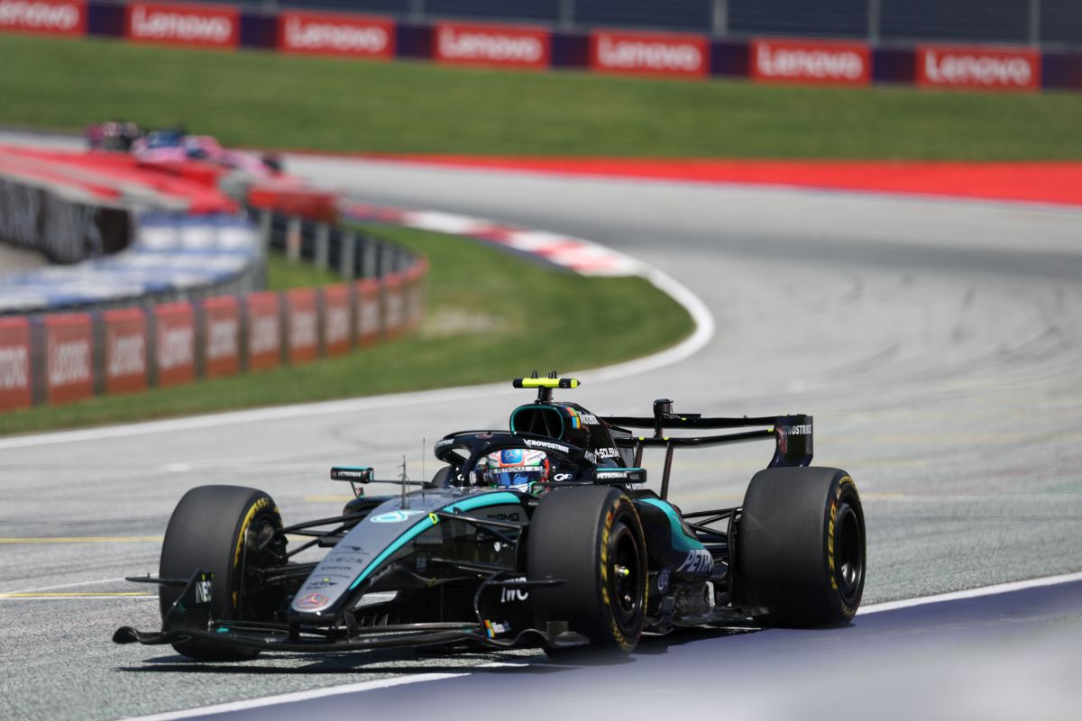 Antonelli domina il venerdì in Austria, Ferrari indietro