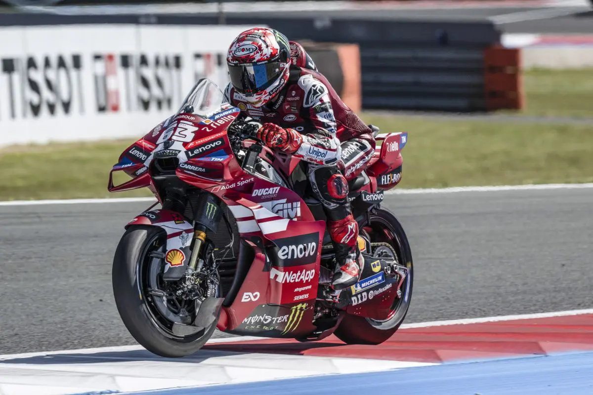 Bagnaia penalizzato ad Assen, passa da sesto a settimo nella Sprint