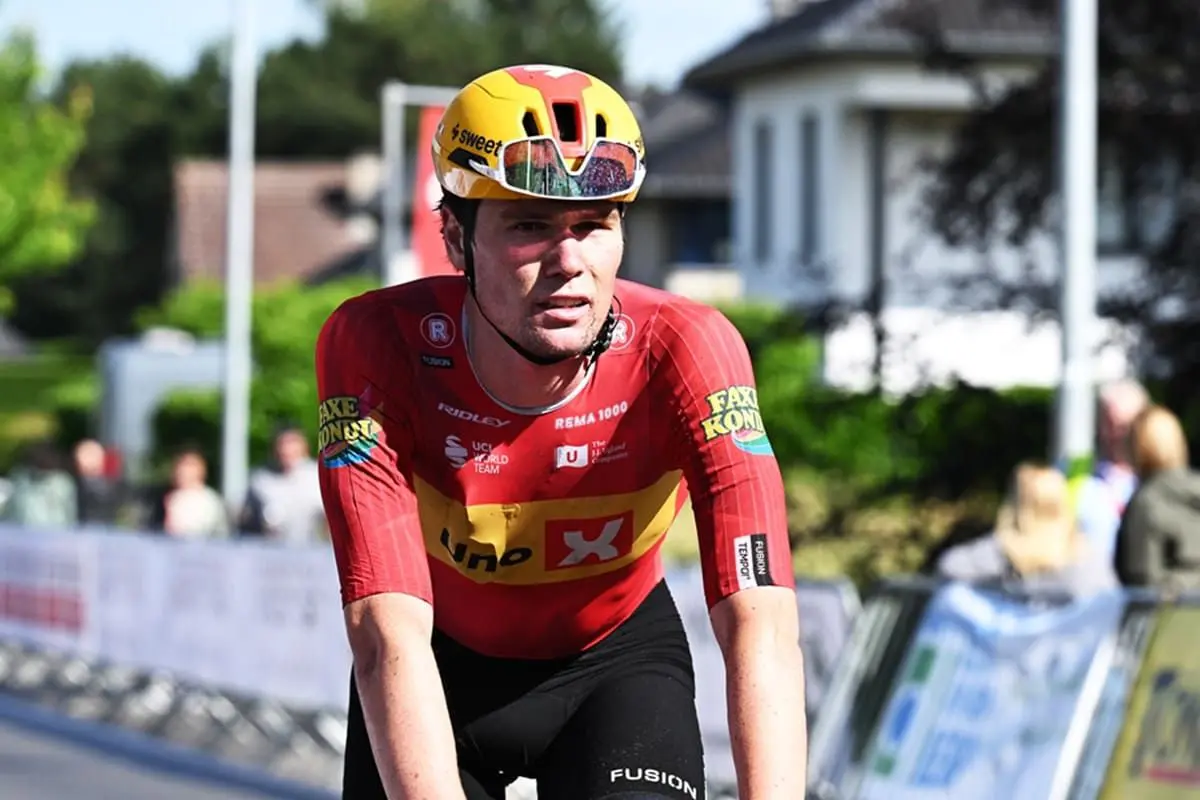 Waerenskjold vince in volata 11^ tappa al Tour, Pogacar resta in giallo