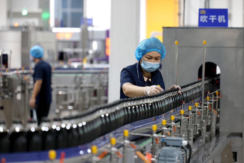 Cina, Pil in crescita del 4,7% nel primo semestre 2026