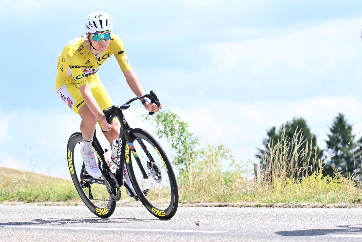 Pogacar sempre più padrone del Tour, vince anche la 14^ tappa