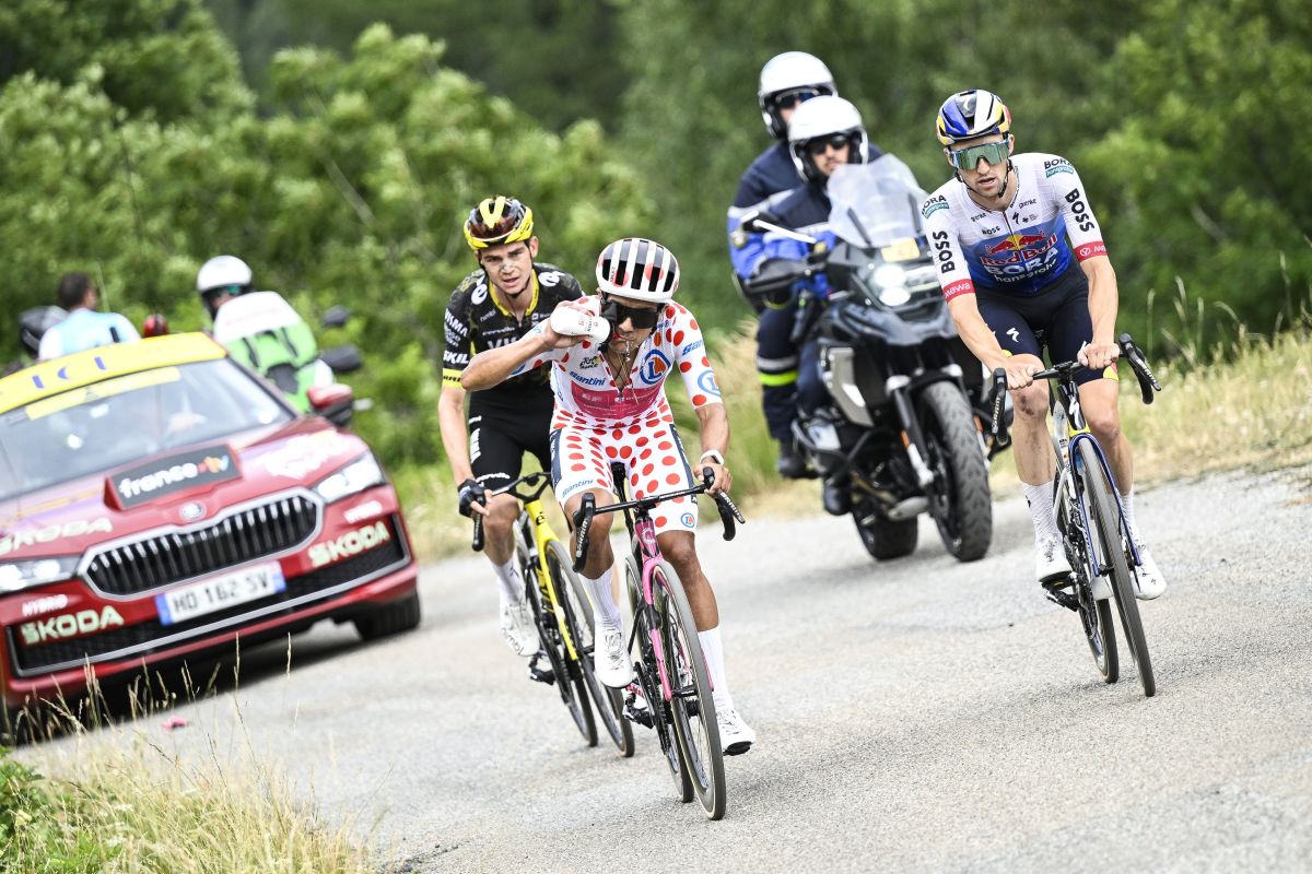 Impresa Carapaz nella 20^ tappa, Pogacar ipoteca il suo quinto Tour
