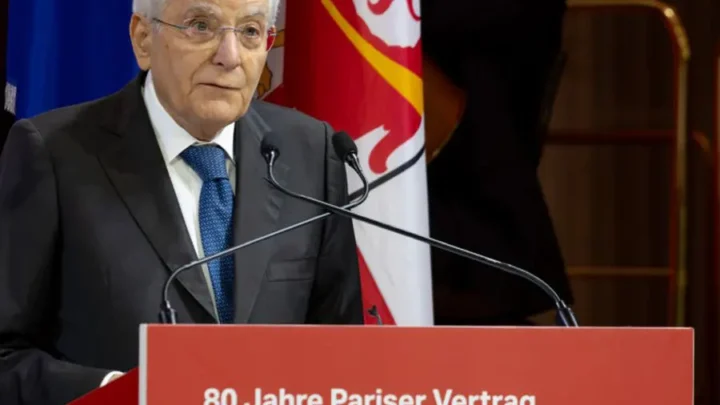 Mattarella “Non si è stranieri a casa propria”