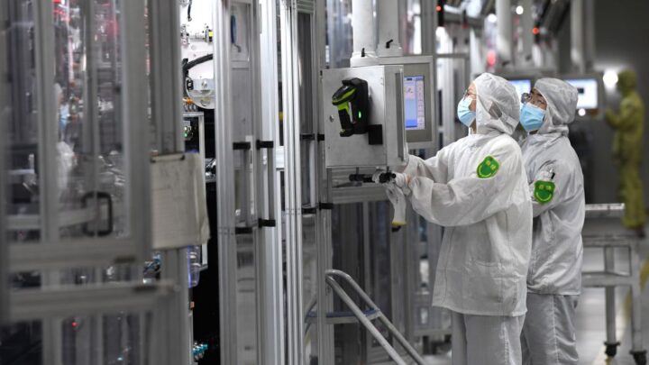 La Cina presenta un piano di sviluppo per le batterie di nuova generazione