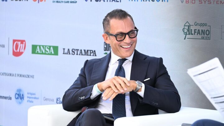 Terna, Monti “Investimenti sulla rete per sicurezza e costi energia più bassi”