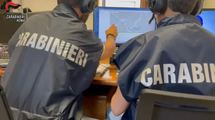 Pedopornografia e prostituzione minorile a Roma, arrestato 40enne