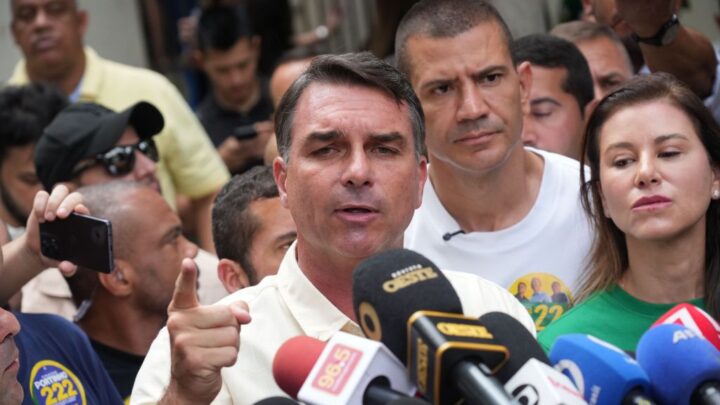 Elezioni Brasile, Bolsonaro avanti su Lula con il 47%, andranno al ballottaggio