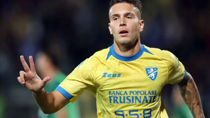 Raimondo fa sognare il Frosinone, Sassuolo al tappeto per 4-2