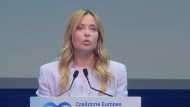 Meloni “La droga rende schiavi e gli schiavi non sono liberi”