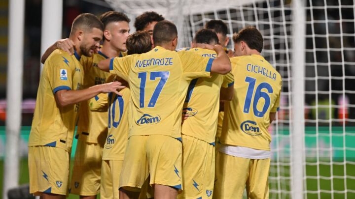 Pokerissimo Frosinone: 5-1 al Lecce e sesto posto in classifica